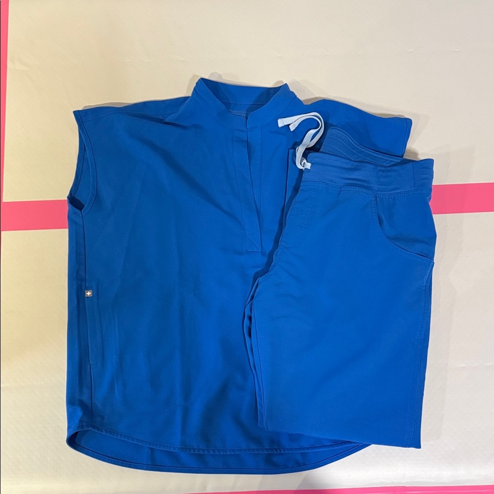 Figs indigo blue scrub set
